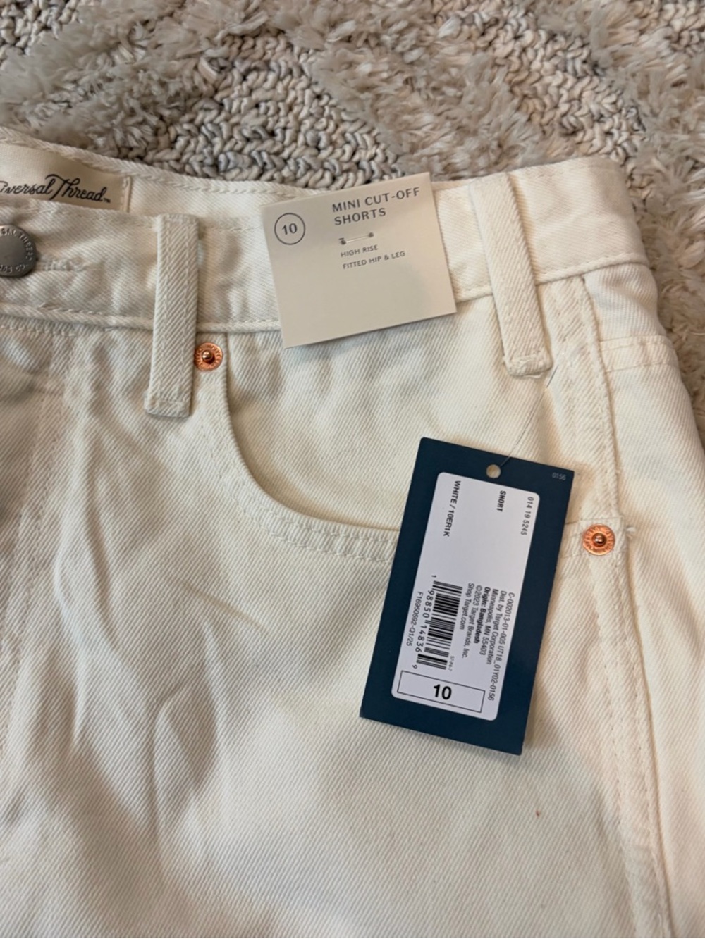 Universal Thread White High-Rise Mini Shorts - NWT - Picture 2 of 4